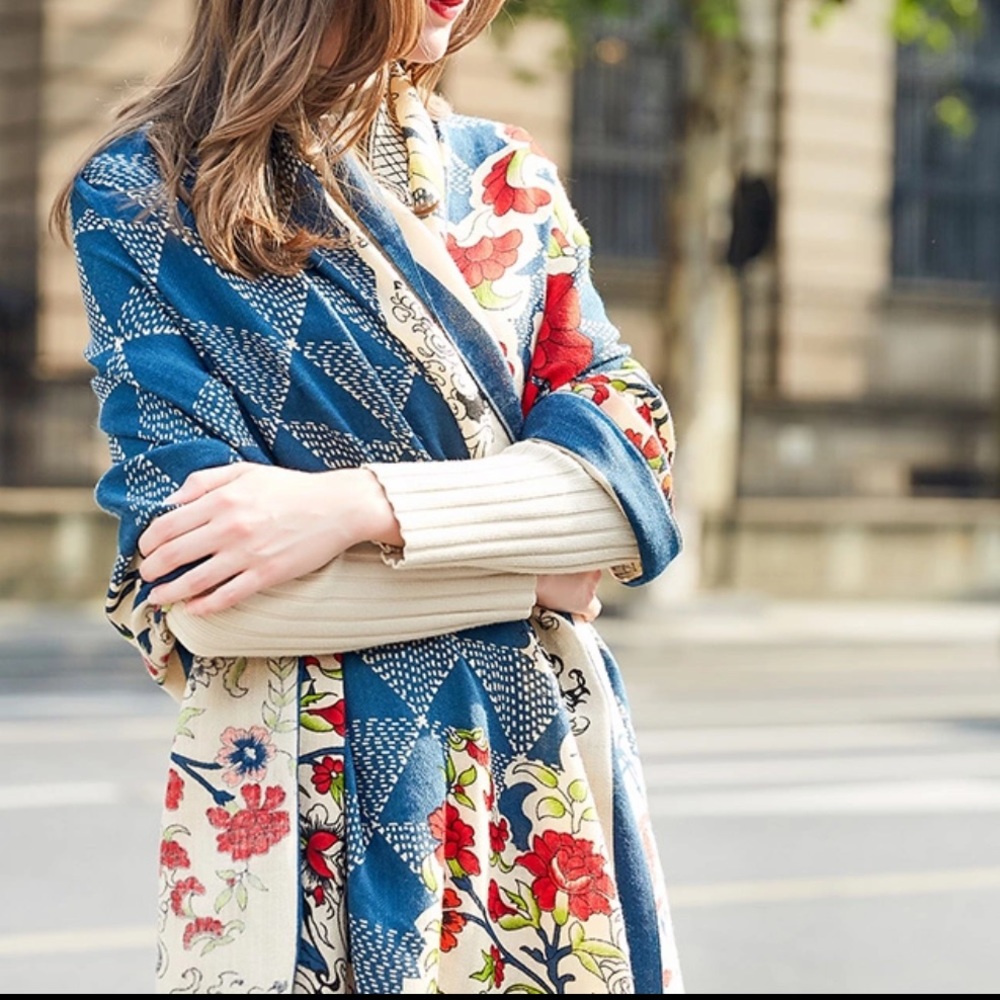 New XL 100% Wool Super Soft Scarf Wrap - Picture 6 of 8